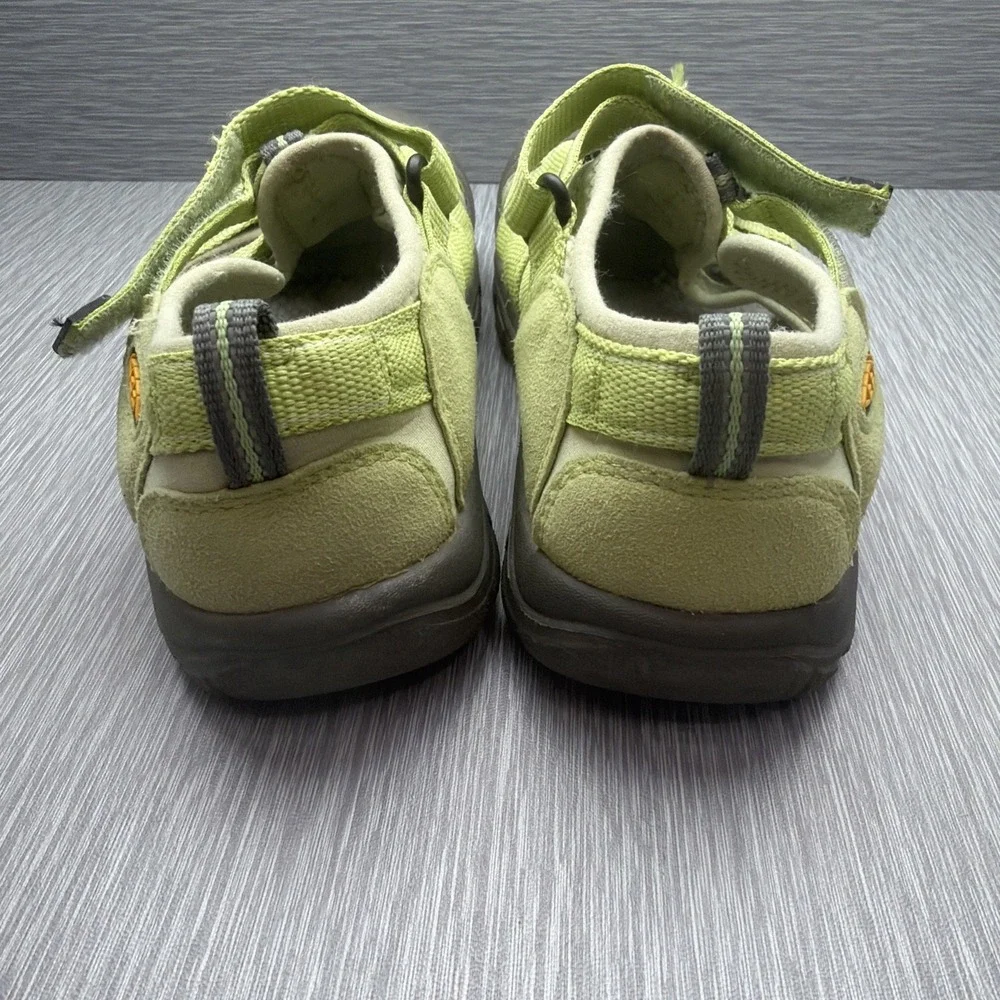 KEEN Newport H2 Sport Sandals Youth 5 Green Water Hiking Outdoor Shoes